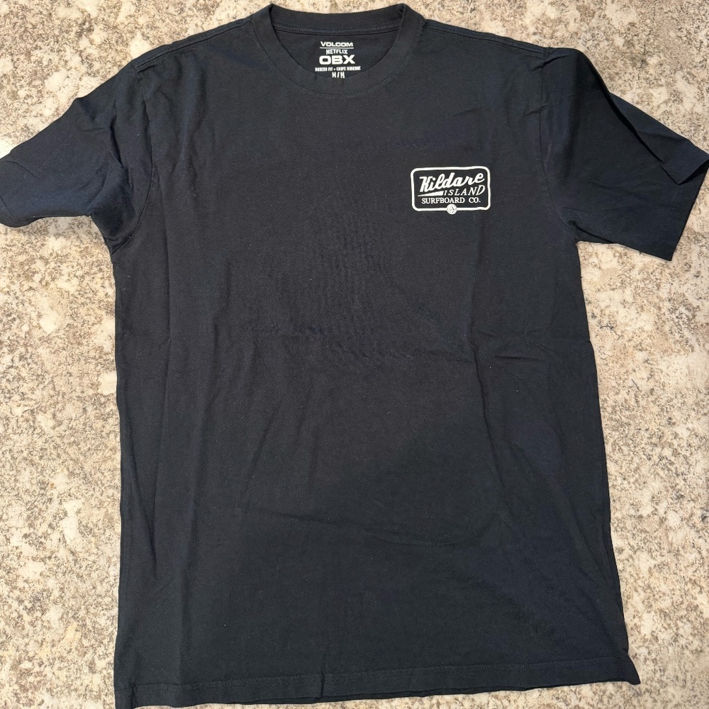 Volcom x Netflix OBX T-Shirt Medium Kildare Island Surfboard Co Outer Banks Tee